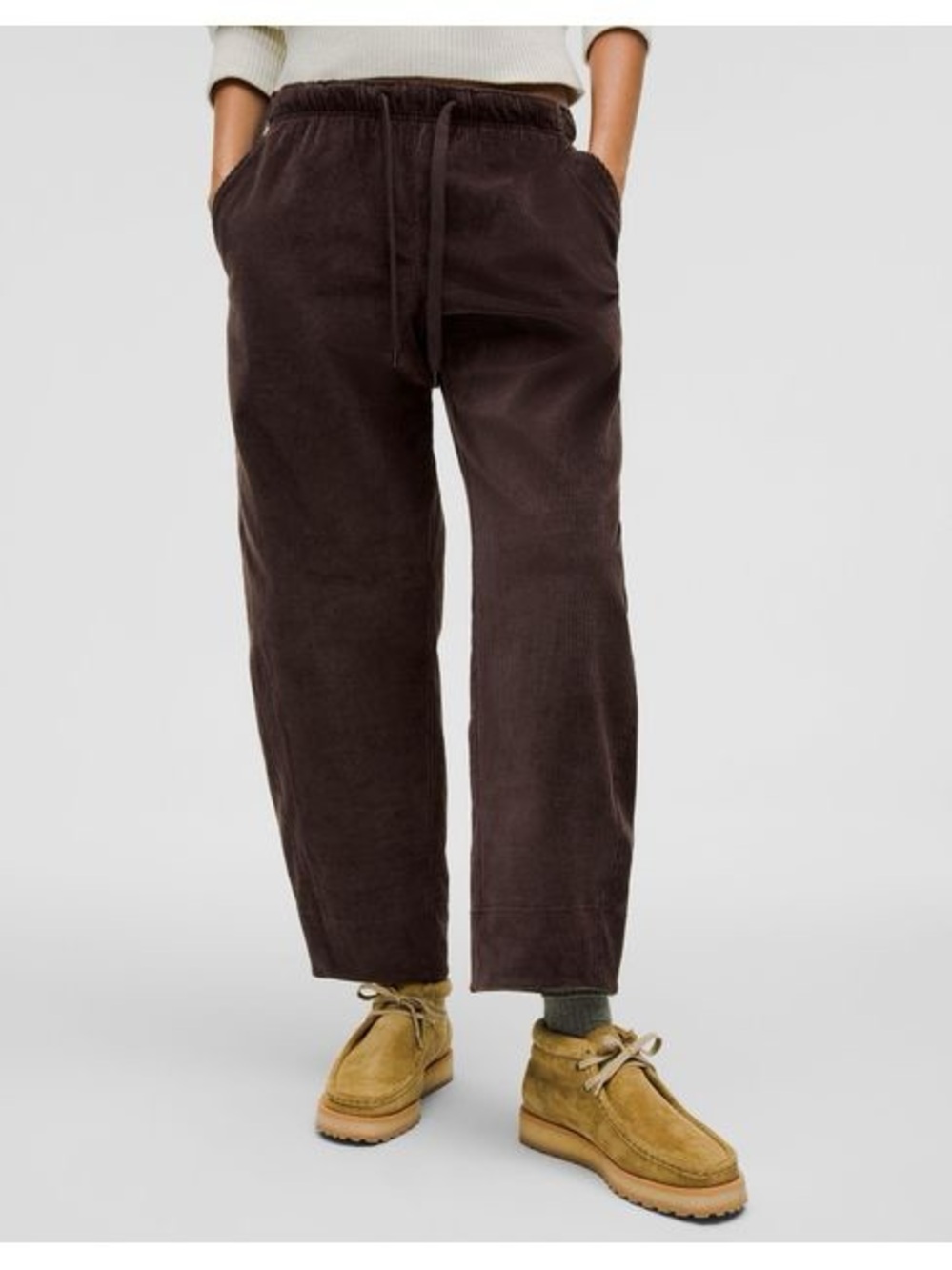 Lululemon Corduroy Relaxed Mid-Rise Pull-On Pant espresso